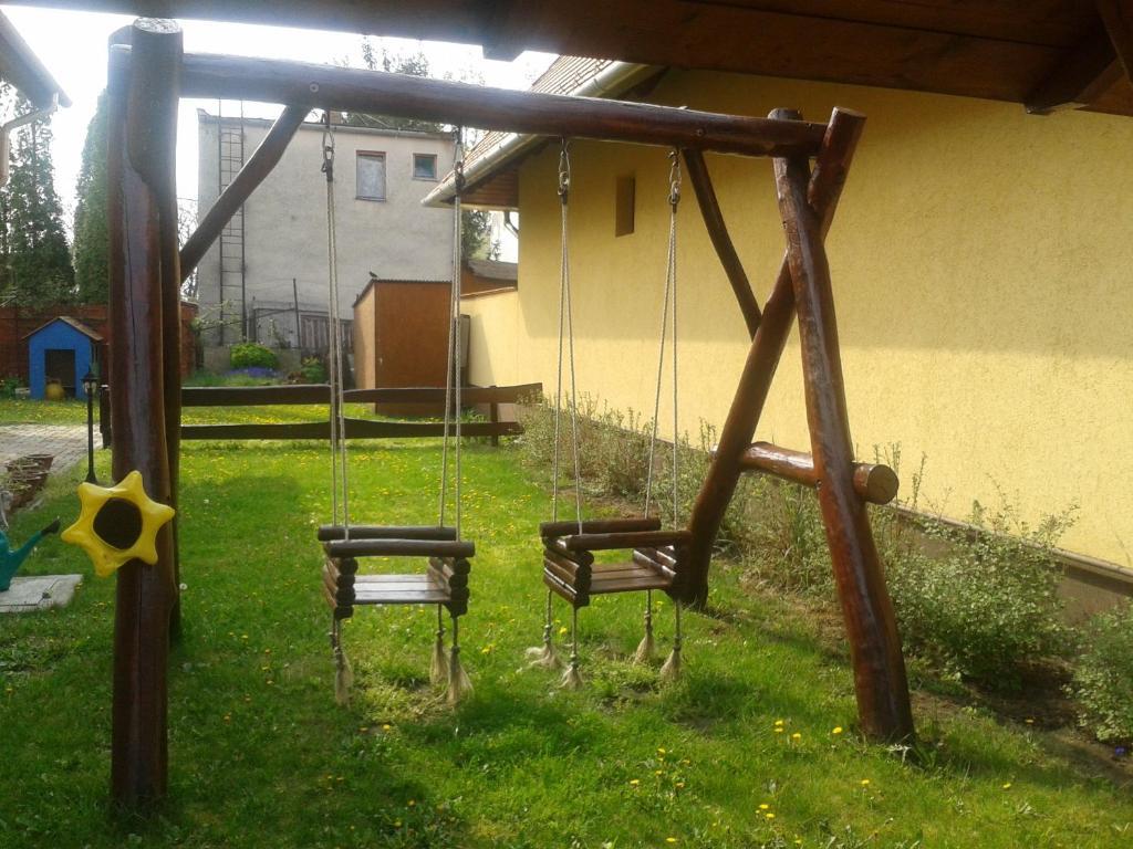 Imre Apartman Hajdúszoboszló 外观 照片